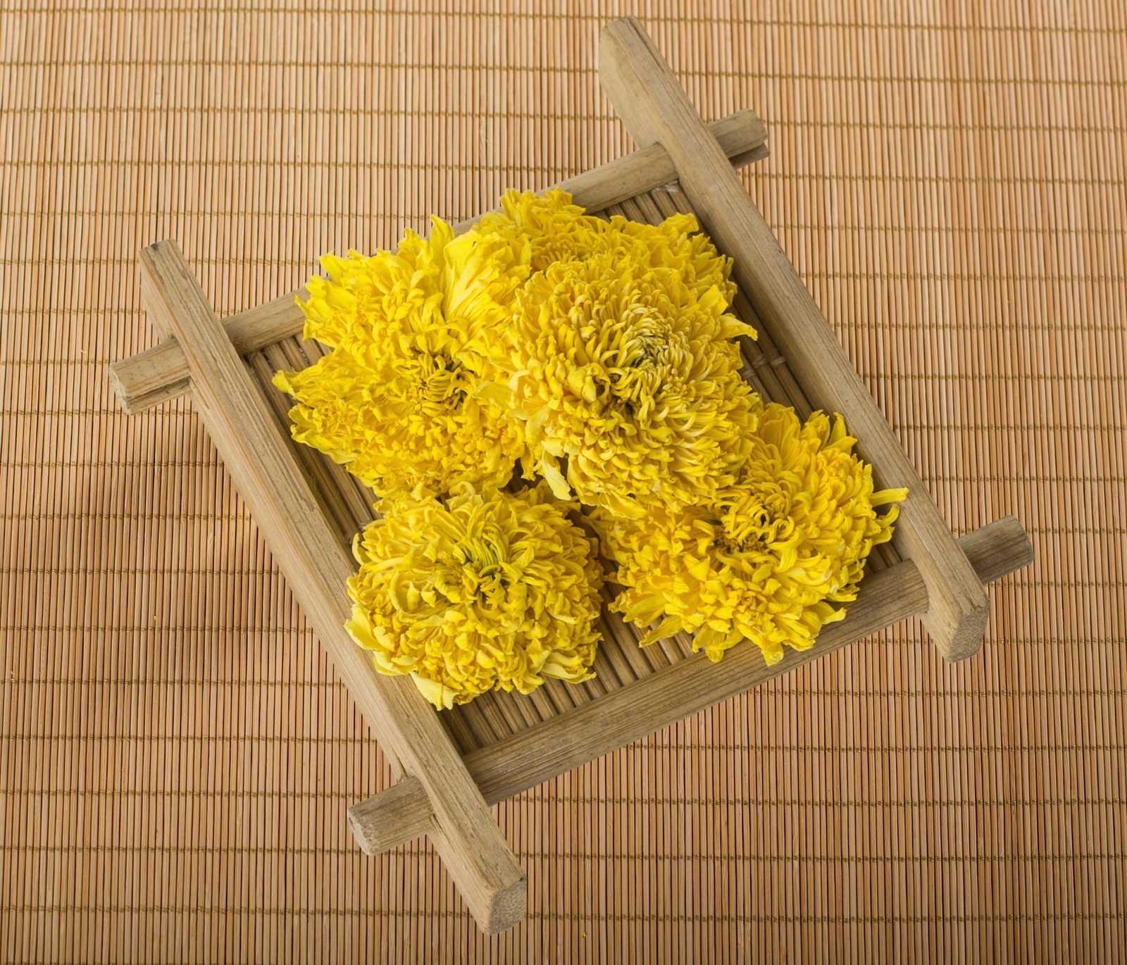Organic Wuyuan Royal Chrysanthemum – Classic 30g Jar